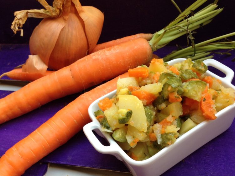 Contorno rustico con zucchine patate e carote