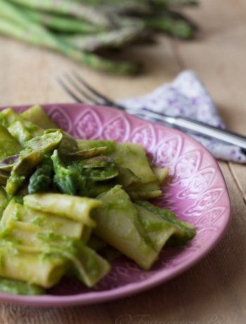 Pasta con asparagi e vongole ricetta